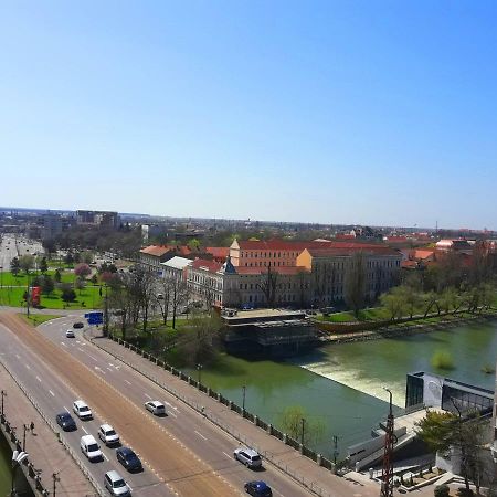 Ana'S Apartment Oradea Εξωτερικό φωτογραφία