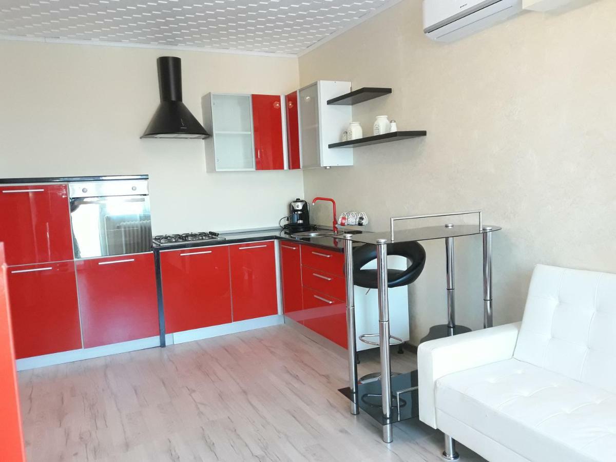 Ana'S Apartment Oradea Εξωτερικό φωτογραφία
