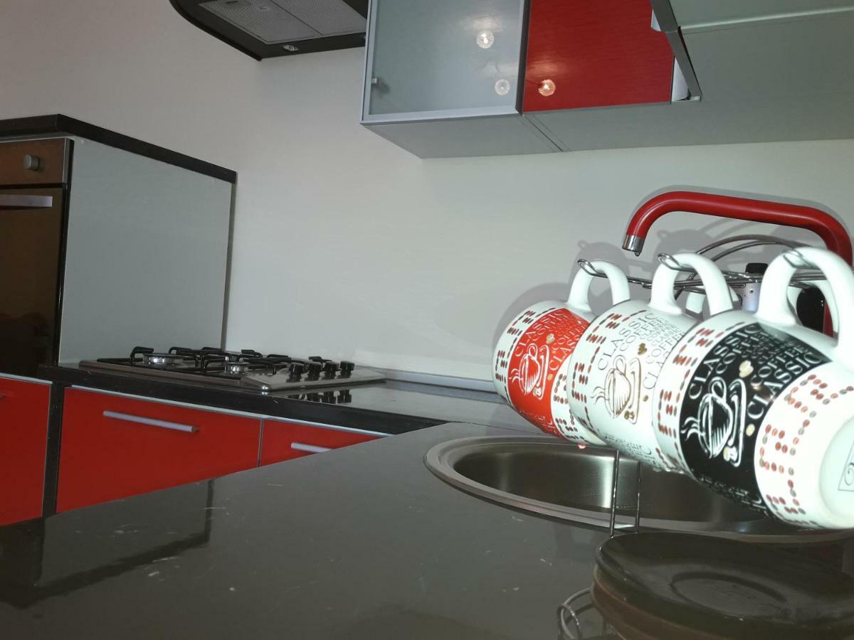 Ana'S Apartment Oradea Εξωτερικό φωτογραφία