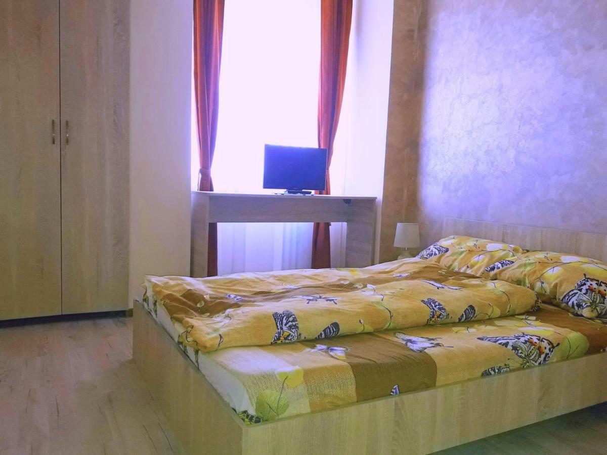 Ana'S Apartment Oradea Εξωτερικό φωτογραφία