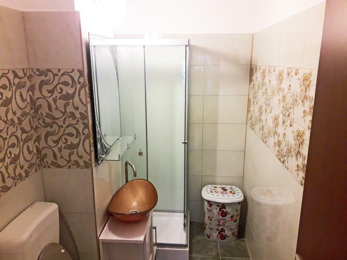 Ana'S Apartment Oradea Εξωτερικό φωτογραφία